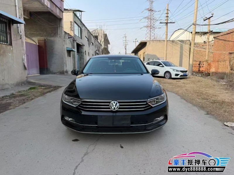 18年大众迈腾轿车抵押车出售