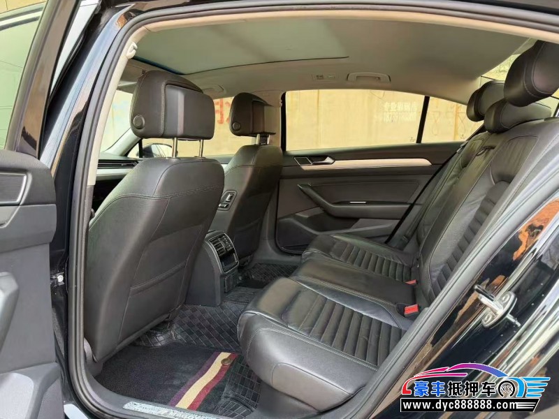 18年大众迈腾轿车抵押车出售