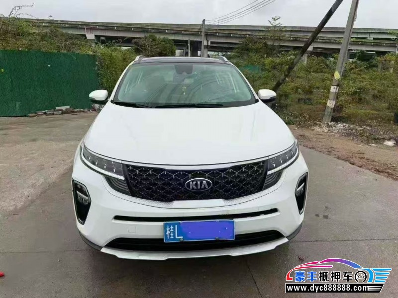 抵押车出售21年起亚KX5轿车