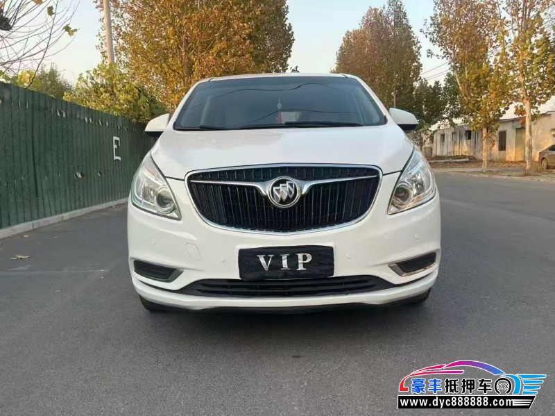 抵押车出售18年别克GL8轿车