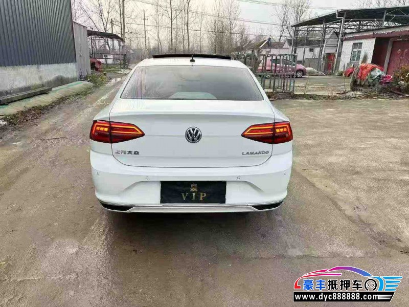 20年大众凌渡轿车抵押车出售