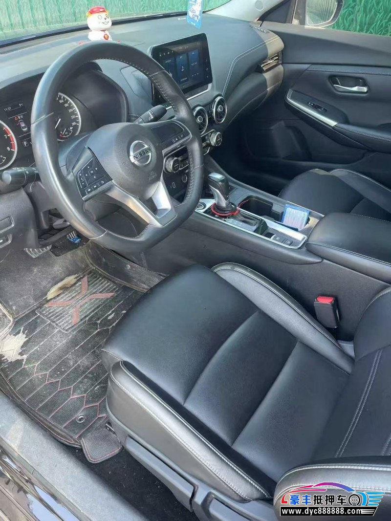 22年日产轩逸轿车抵押车出售