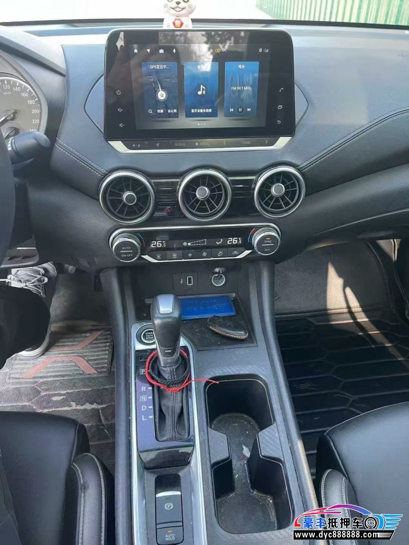 22年日产轩逸轿车抵押车出售