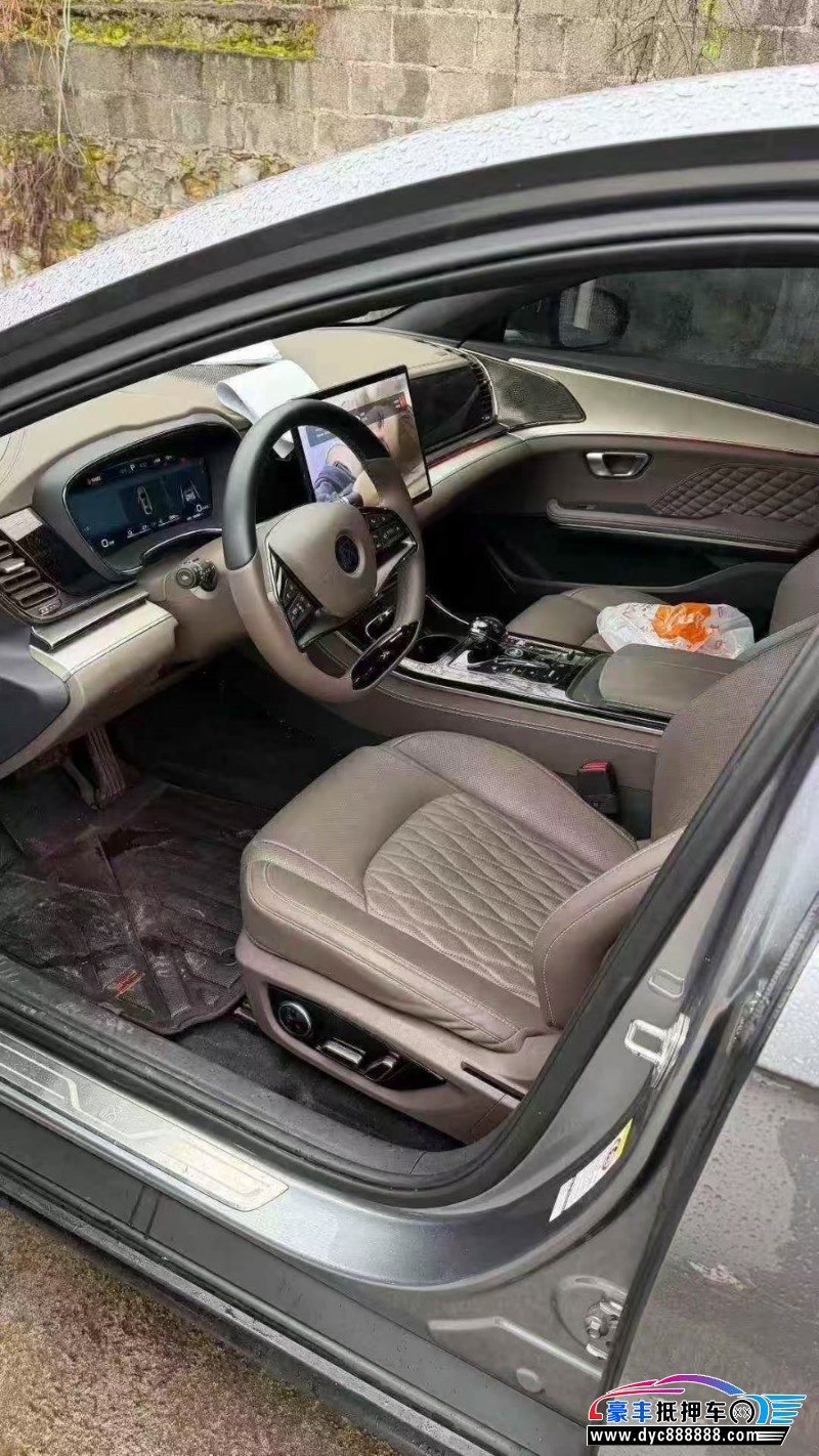 24年比亚迪汉轿车抵押车出售