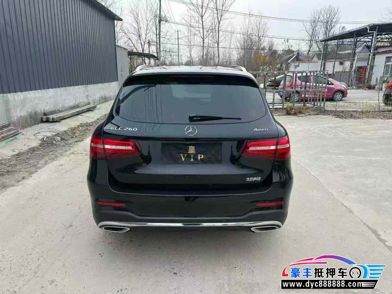 19年奔驰GLC轿车抵押车出售