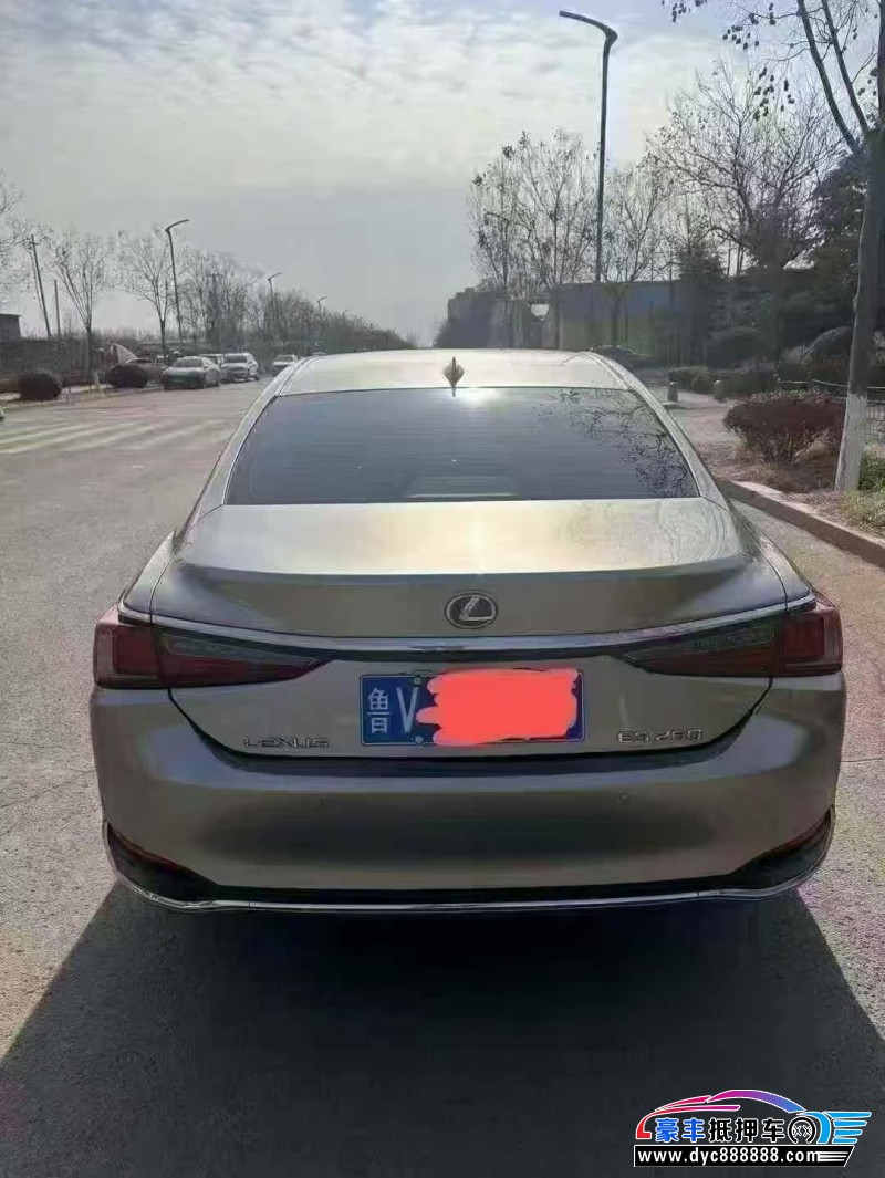 21年雷克萨斯ES轿车抵押车出售