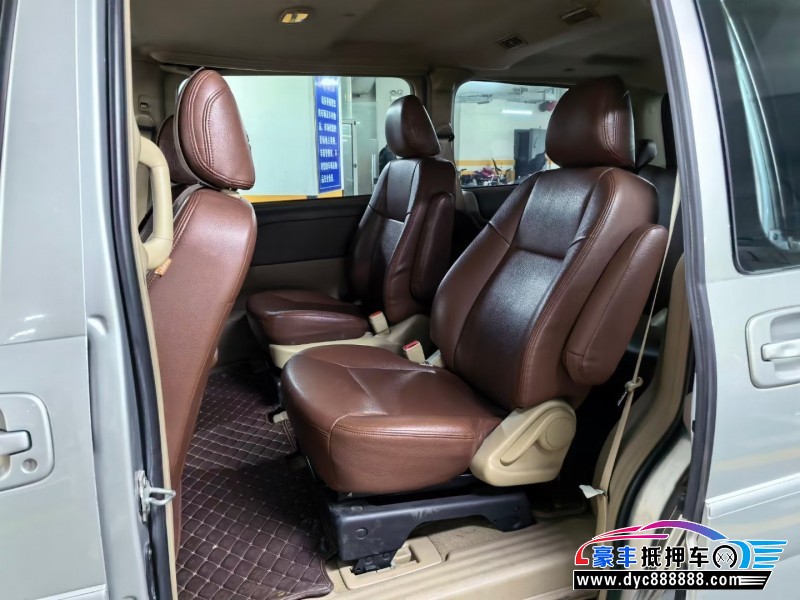 17年别克GL8轿车抵押车出售