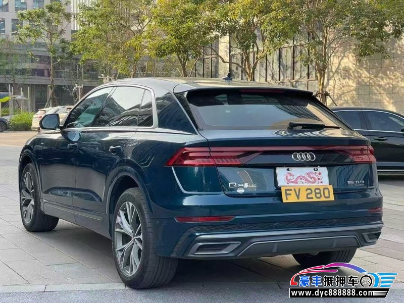 20年奥迪Q8轿车抵押车出售