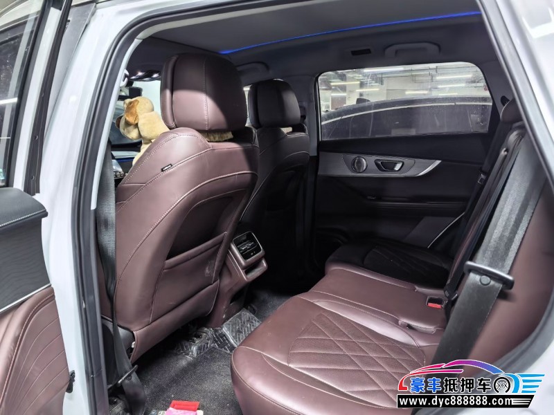 22年奇瑞瑞虎8轿车抵押车出售