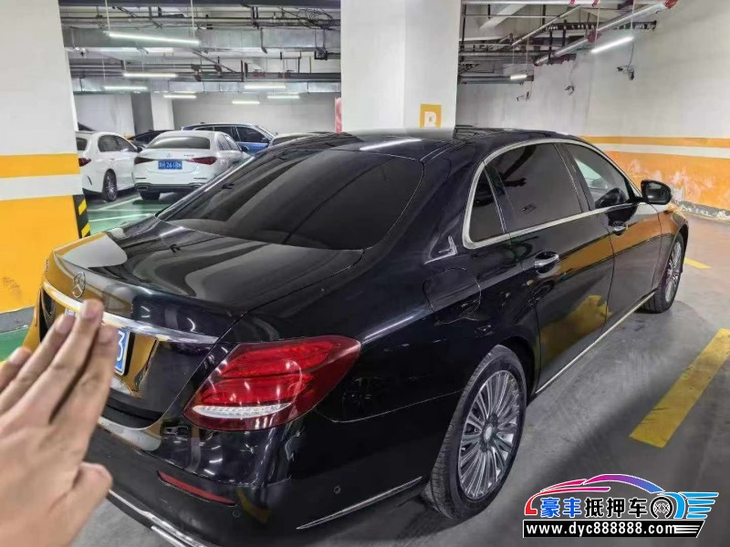 20年奔驰E轿车抵押车出售