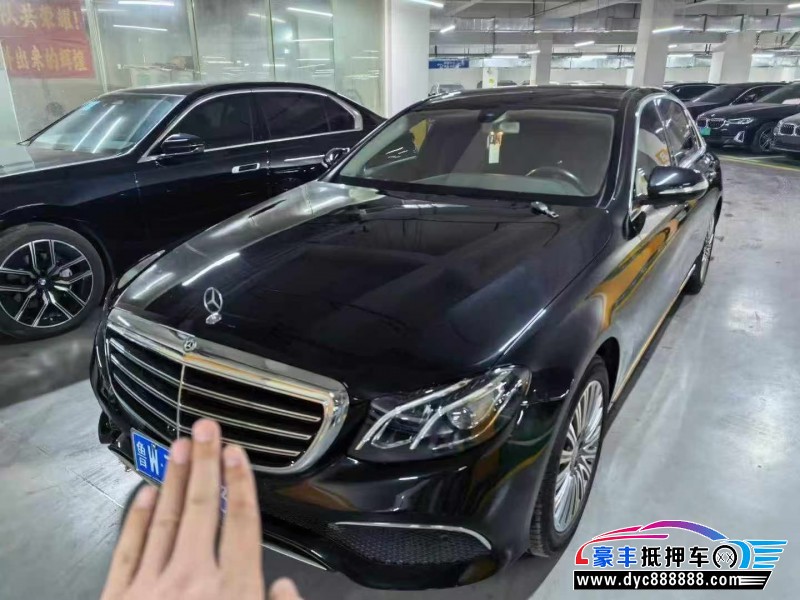 20年奔驰E轿车抵押车出售