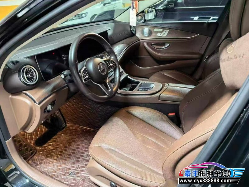 20年奔驰E轿车抵押车出售