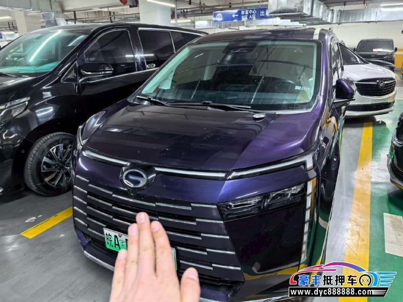 抵押车出售24年传祺e8轿车