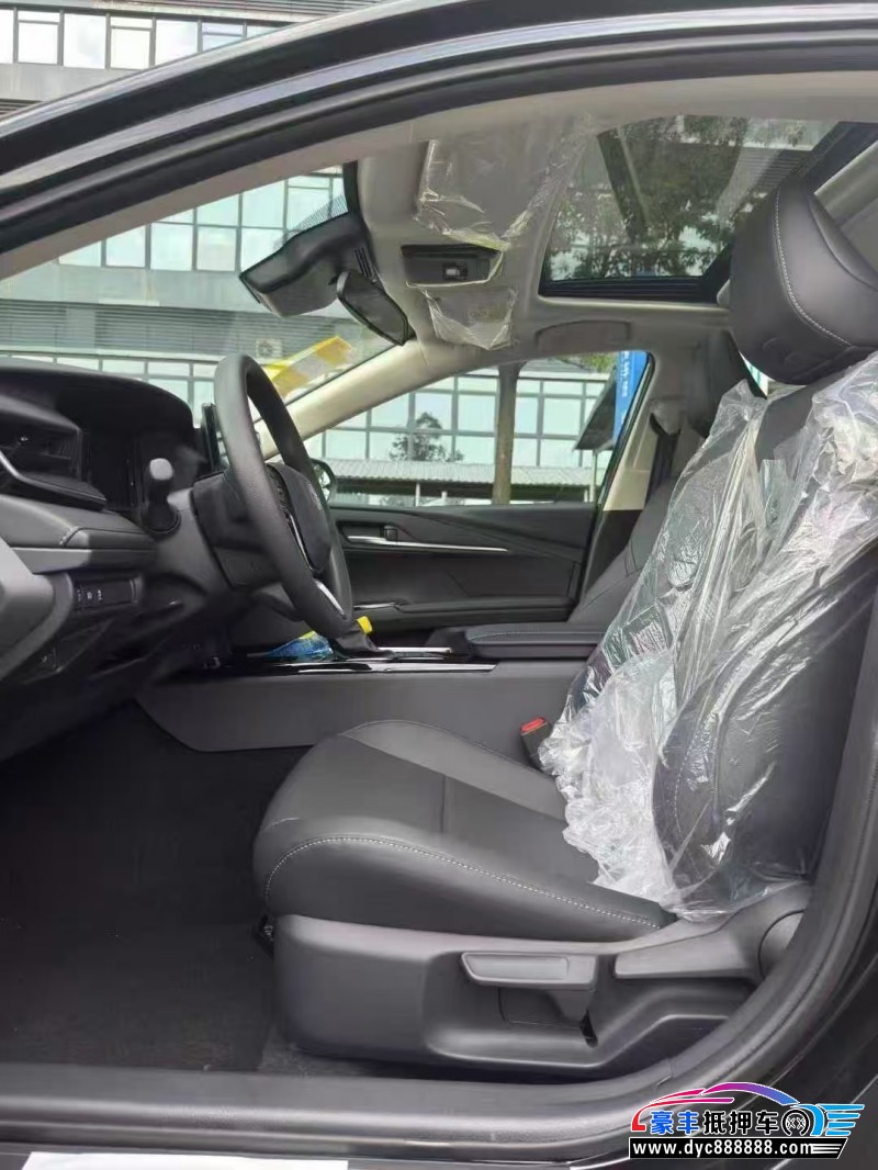 25年丰田凯美瑞轿车抵押车出售