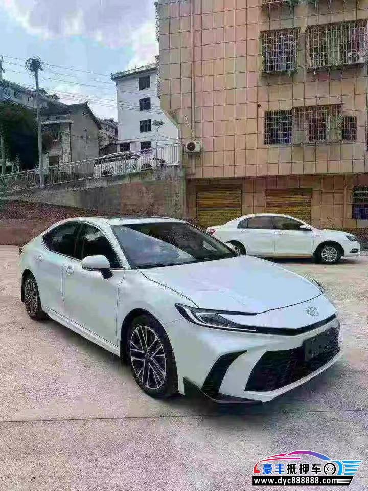 25年丰田凯美瑞轿车抵押车出售