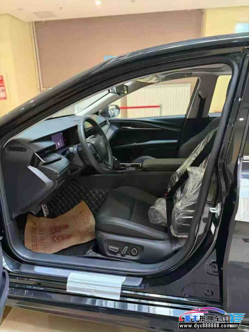 25年丰田凯美瑞轿车抵押车出售