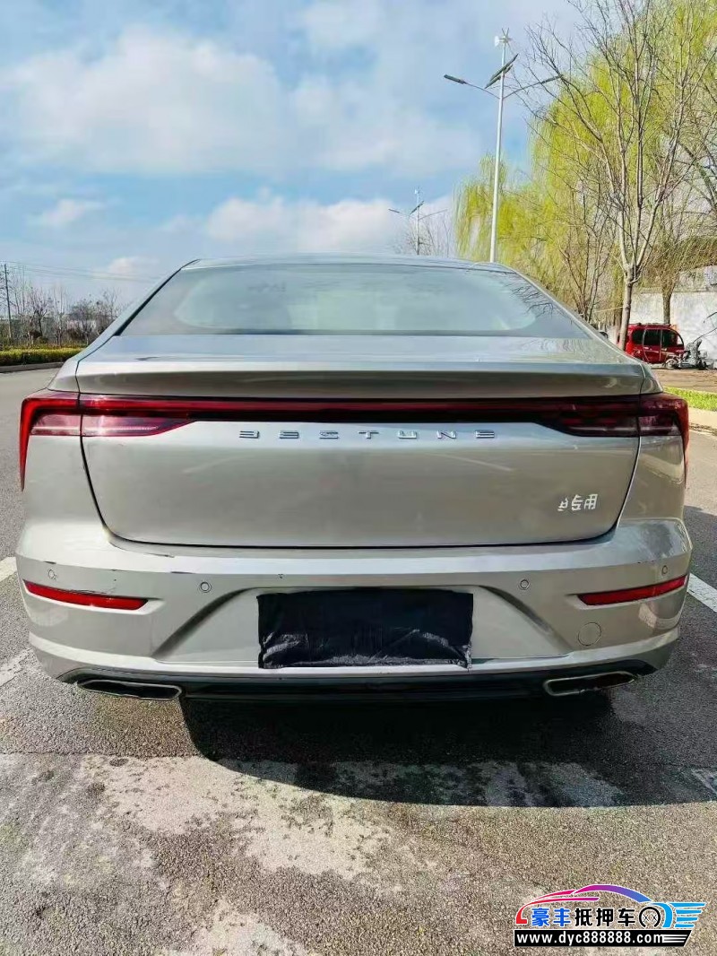 23年奔腾B70轿车抵押车出售