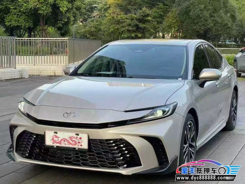 25年丰田凯美瑞轿车抵押车出售