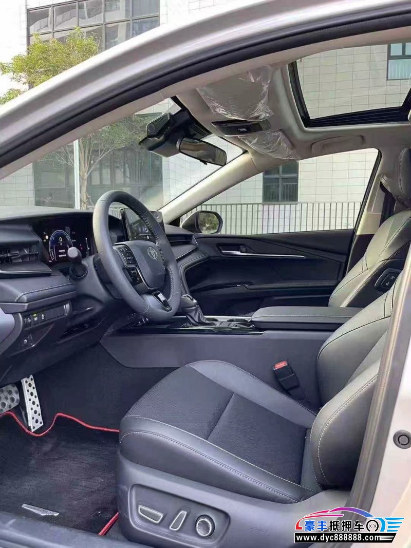 25年丰田凯美瑞轿车抵押车出售