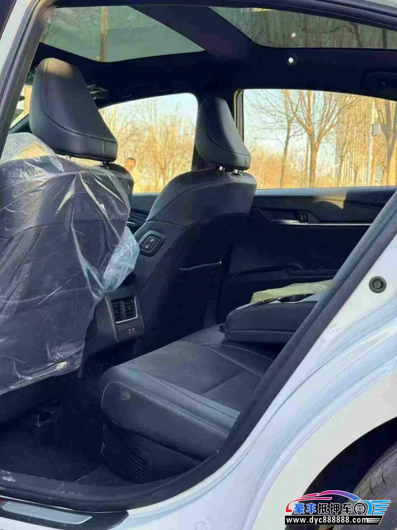 25年丰田凯美瑞轿车抵押车出售