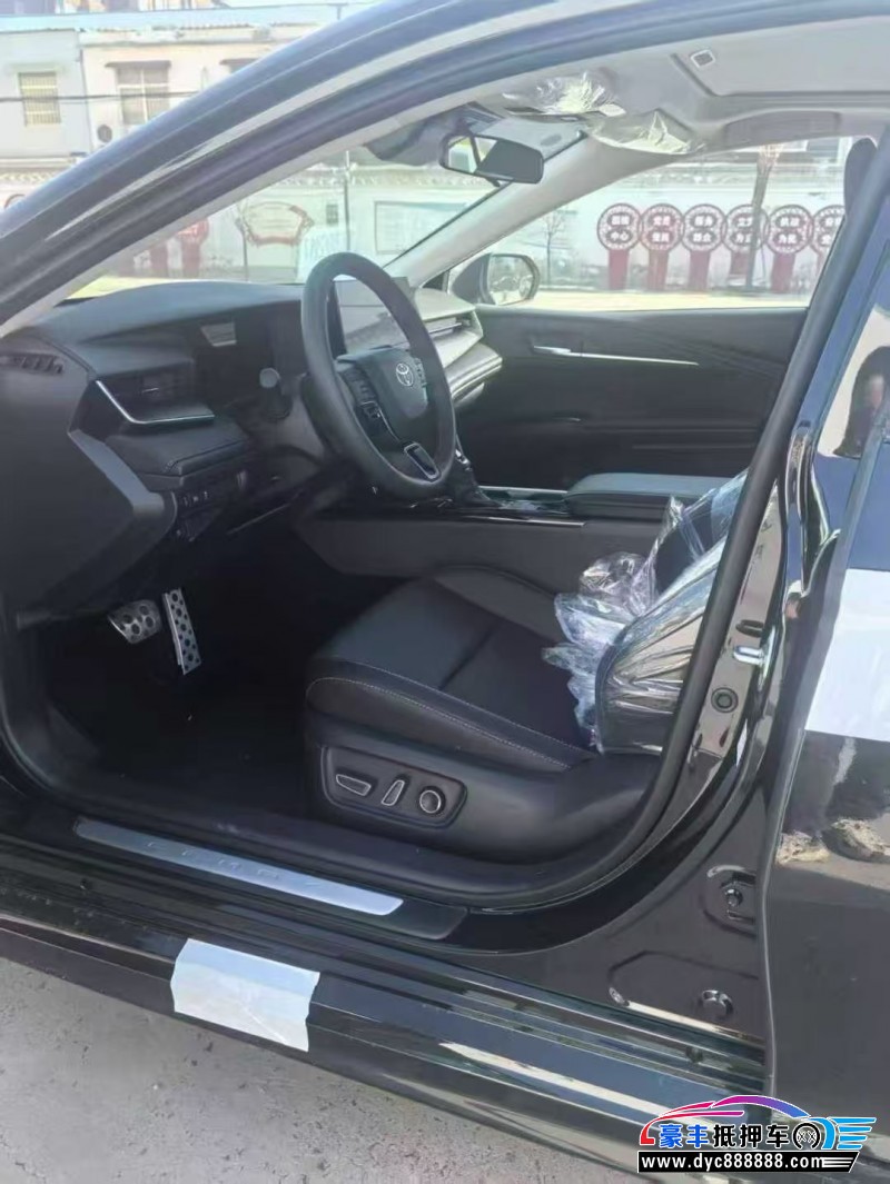 25年丰田凯美瑞轿车抵押车出售