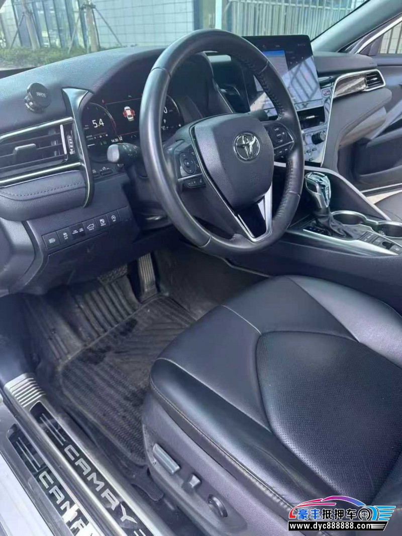 24年丰田凯美瑞轿车抵押车出售