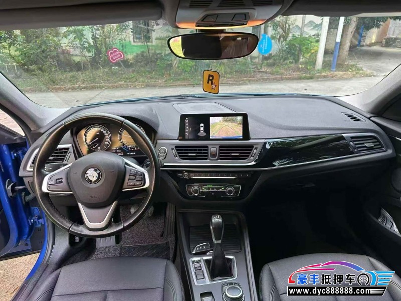 19年宝马1系轿车抵押车出售