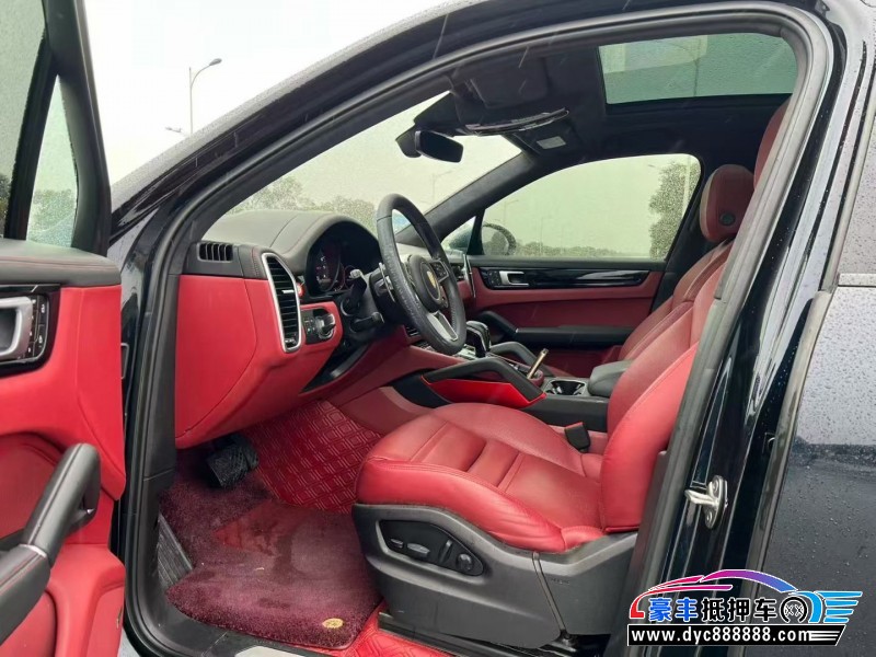 22年保时捷卡宴轿车抵押车出售