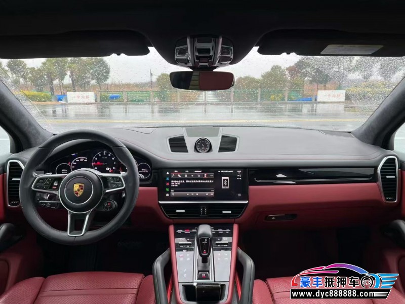 22年保时捷卡宴轿车抵押车出售