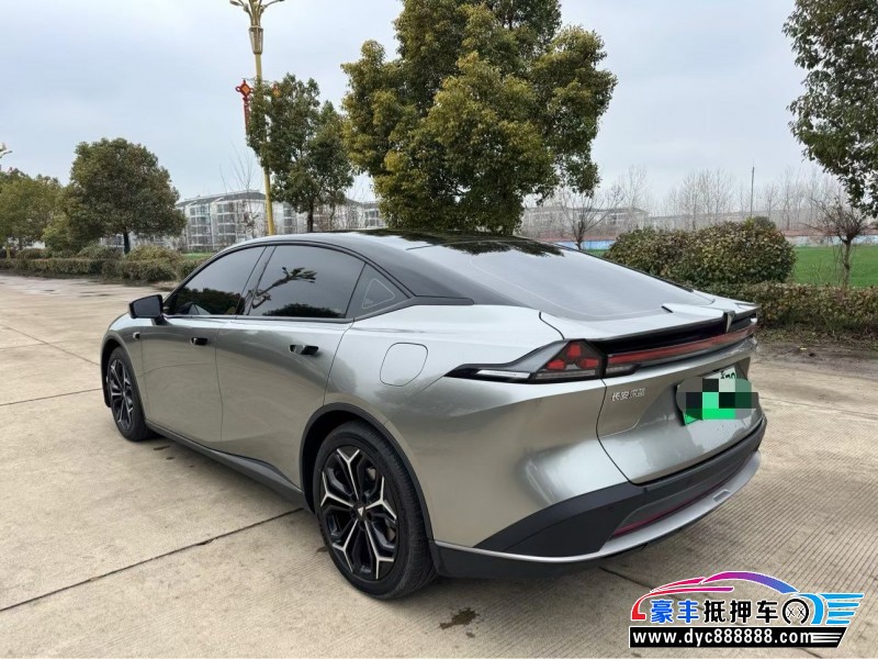 25年长安深蓝L07轿车抵押车出售