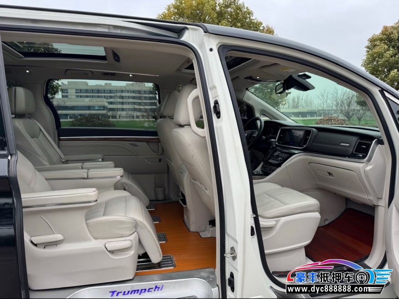 18年传祺GM8轿车抵押车出售