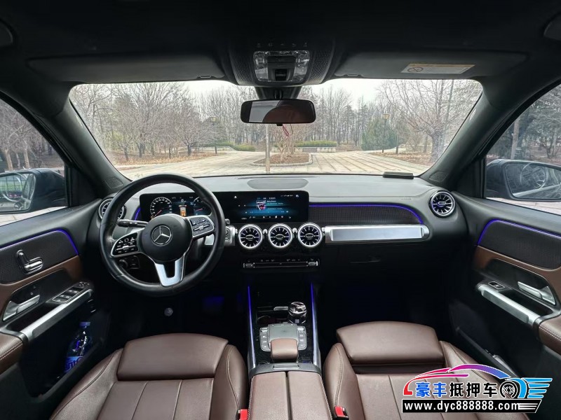 22年奔驰GLB轿车抵押车出售