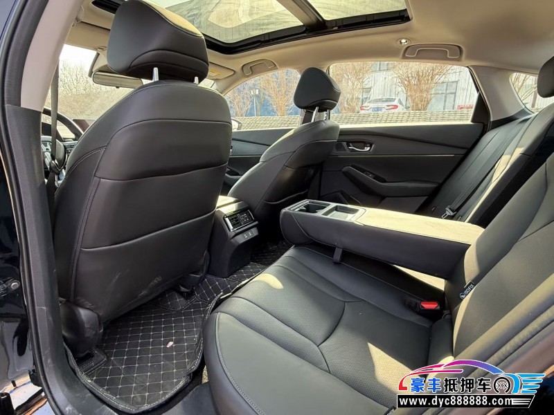 25年本田雅阁轿车抵押车出售