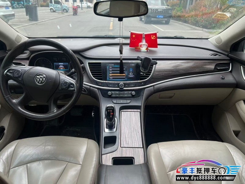 17年别克君越轿车抵押车出售