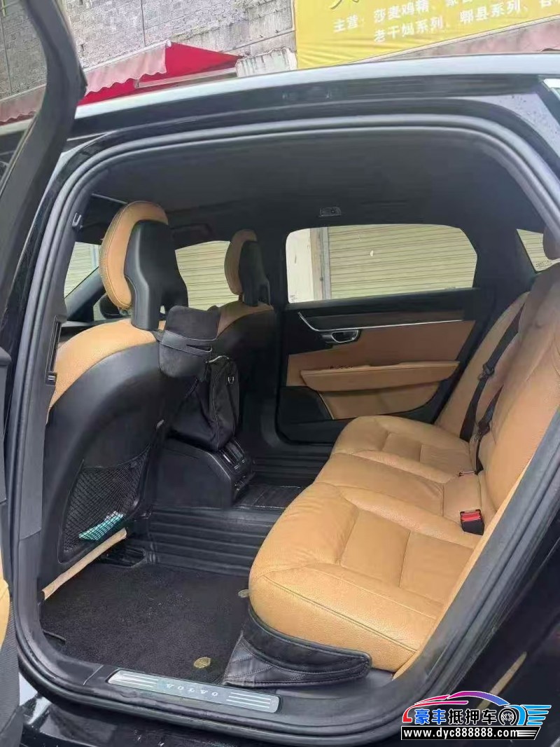 21年沃尔沃S90轿车抵押车出售