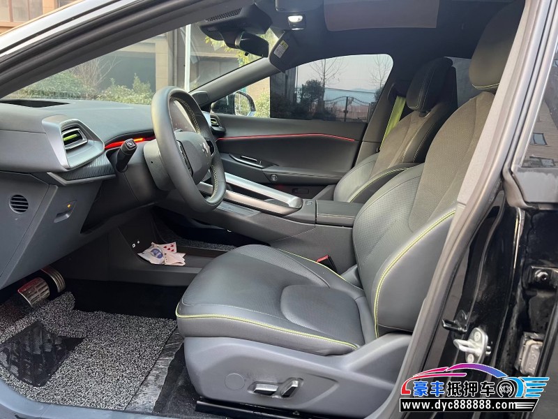 24年极狐阿尔法S轿车抵押车出售