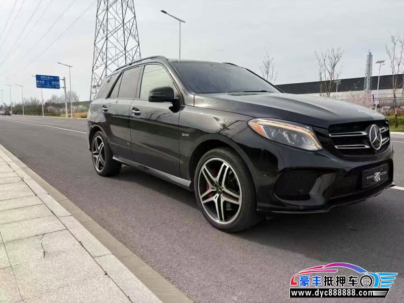 19年奔驰GLE轿车抵押车出售