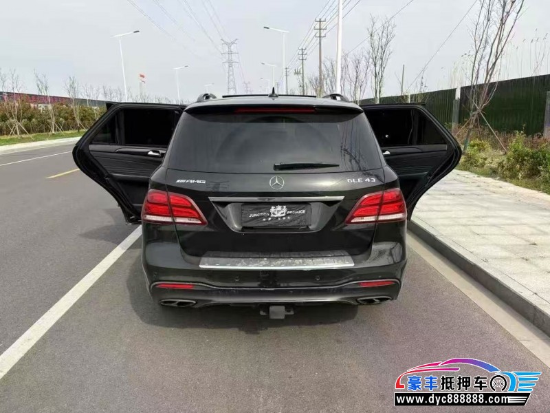 19年奔驰GLE轿车抵押车出售