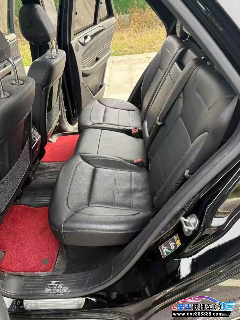 19年奔驰GLE轿车抵押车出售