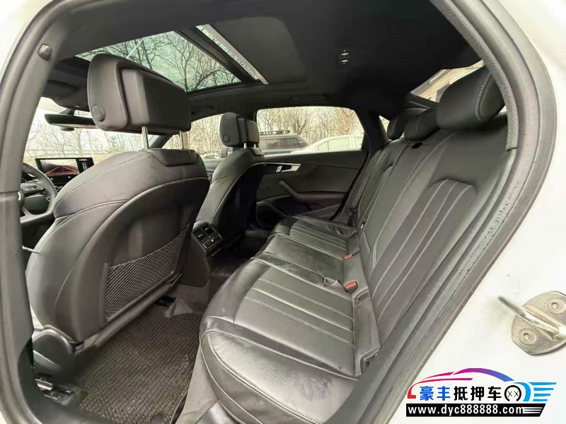 24年奥迪A4L轿车抵押车出售