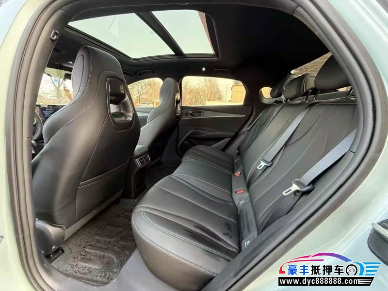 25年比亚迪海豹轿车抵押车出售