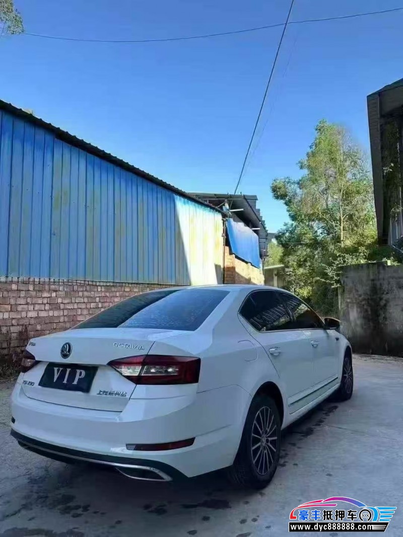 18年斯柯达明锐轿车抵押车出售