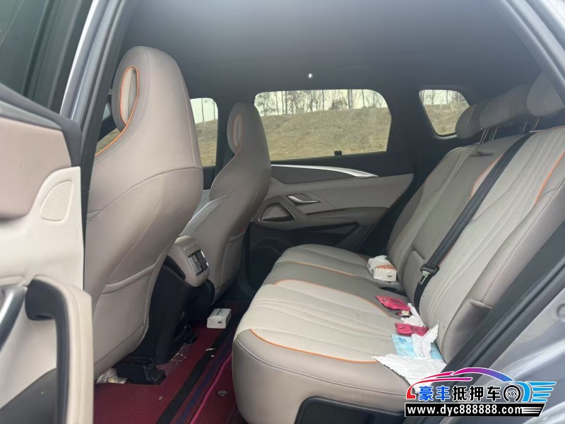 24年比亚迪宋轿车抵押车出售