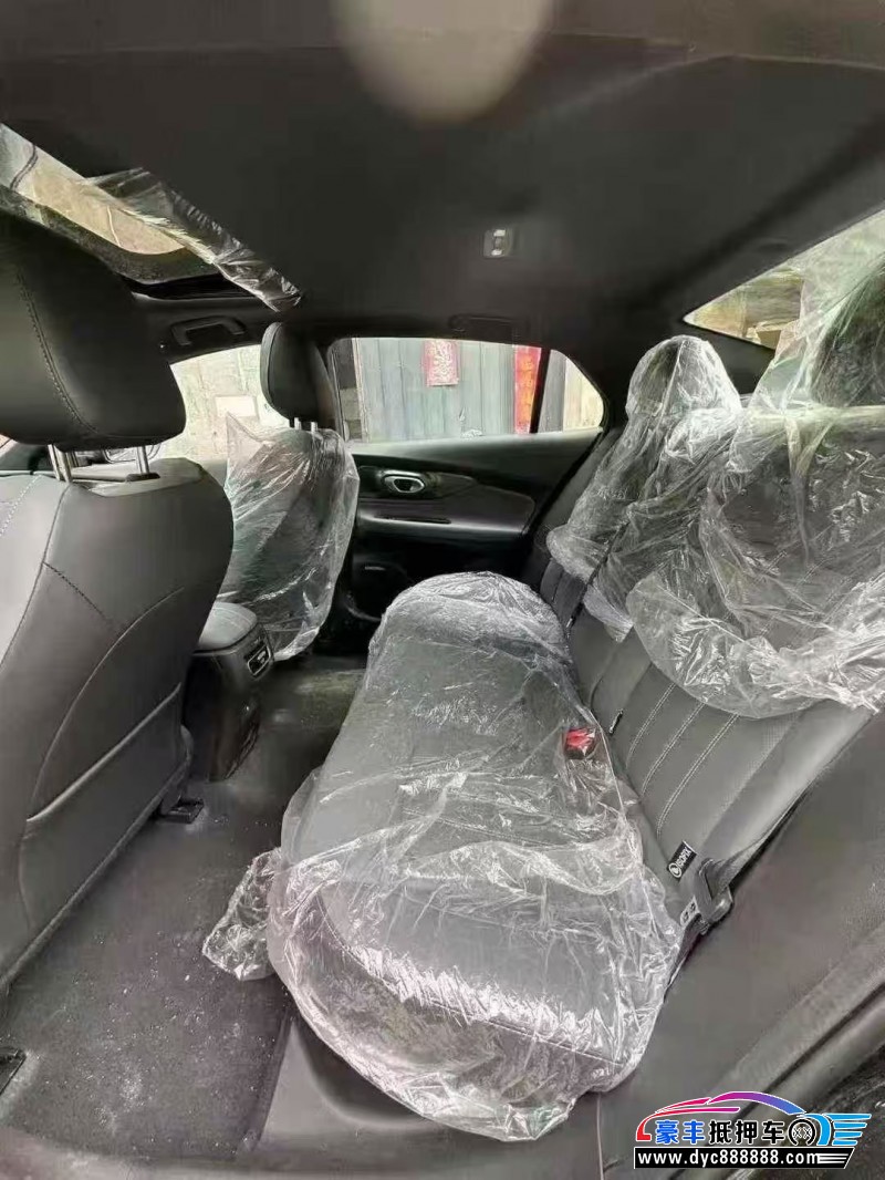 25年传祺影豹轿车抵押车出售