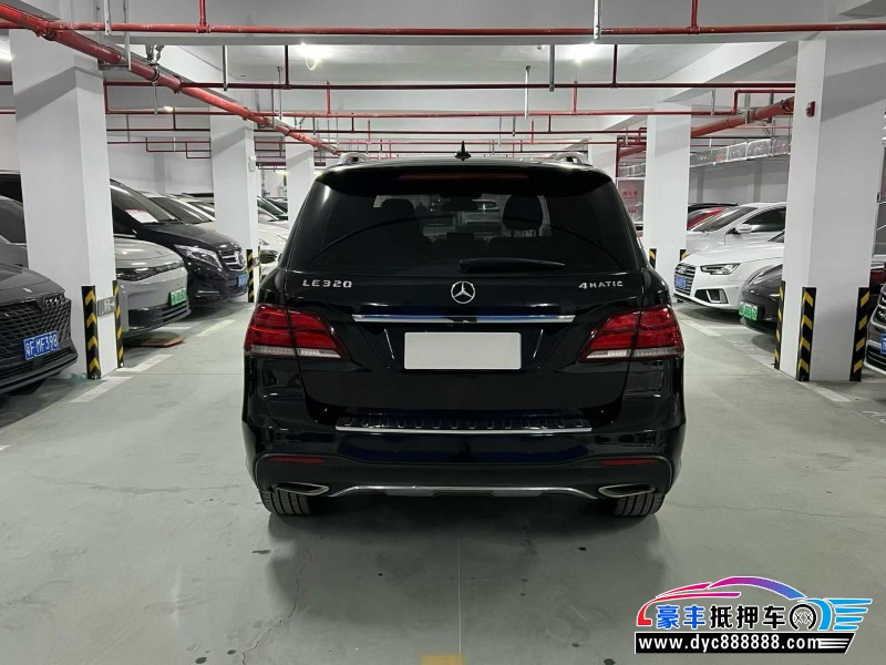 16年奔驰GLE轿车抵押车出售