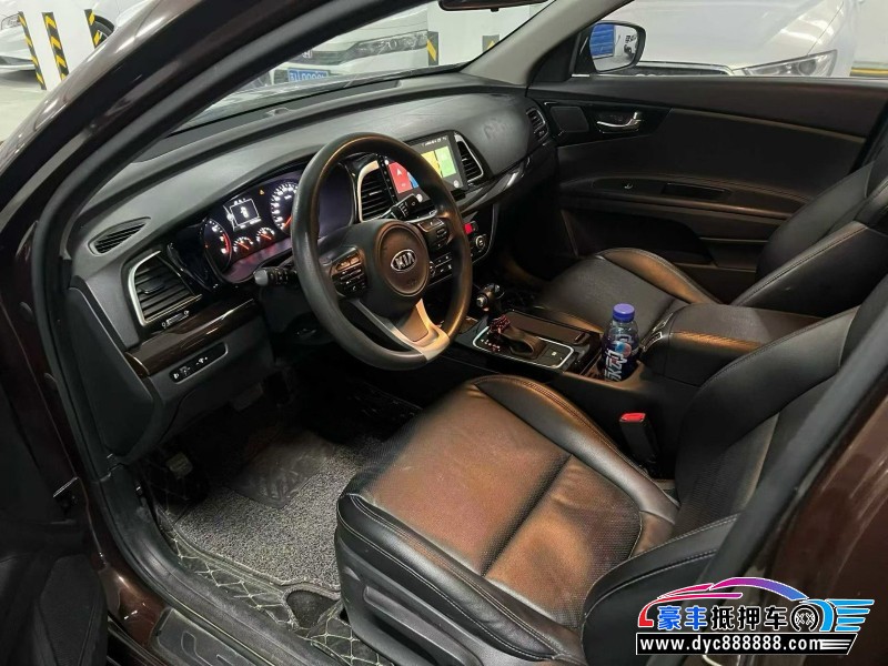 16年起亚K4轿车抵押车出售