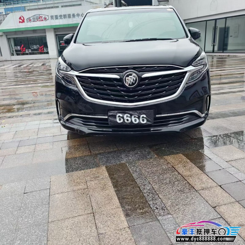 抵押车出售21年别克GL8轿车