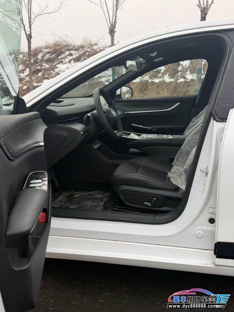 25年长安启源A07轿车抵押车出售