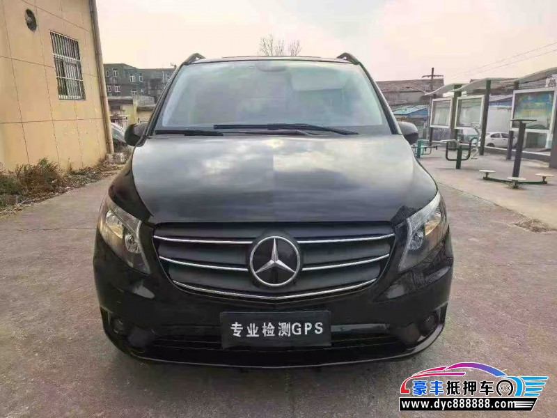 21年奔驰威霆轿车抵押车出售