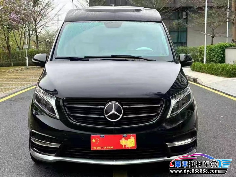 19年奔驰威霆轿车抵押车出售